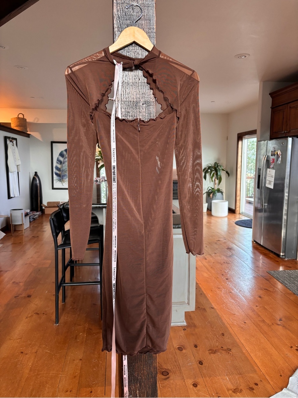 House of CB, Brown Long Sleeve Tie-Front Cutout Dress - Picture 7 of 10
